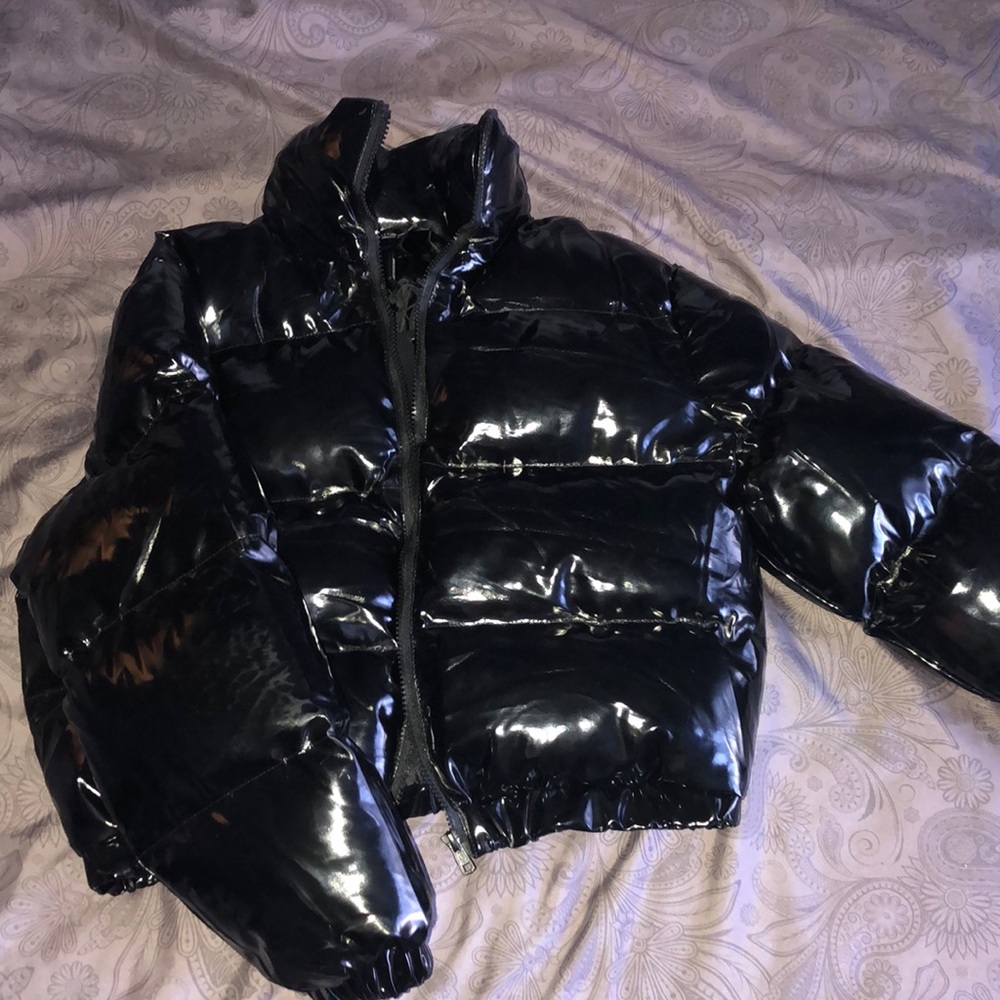 Black Cropped Vinyl Puffer Jacket